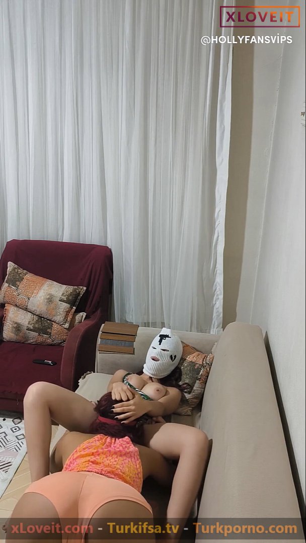 Lezbiyen ifşa Aysu Esra amcık yalama videosu seyret